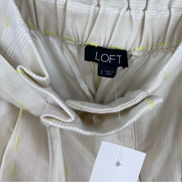 Loft Women’s Paperbag Waist Belted Shorts size 2 - Picture 2 of 3